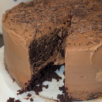 Cakes & Cupcakes <br>(Cakes Starting at $65, Cupcakes at $4 each)